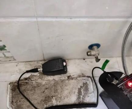 青龙屋顶漏水维修公司分享下卫生间漏水的危害及解决方法
